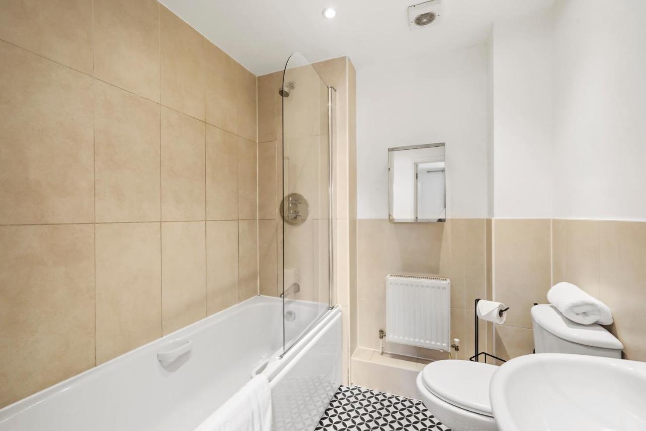 Luxnightzz - Two Bed - Close To North Station And Hospital Colchester Exterior foto